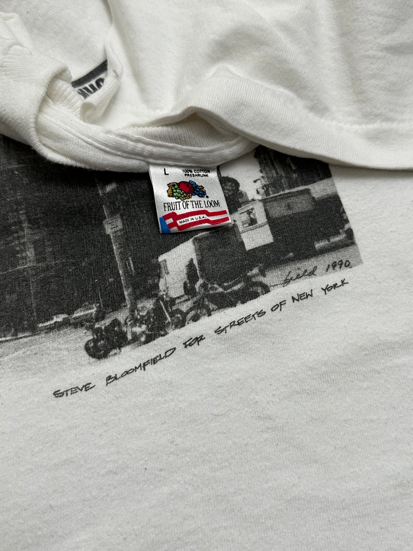 (M) 1990 Streets of New York Flatiron Building Tee